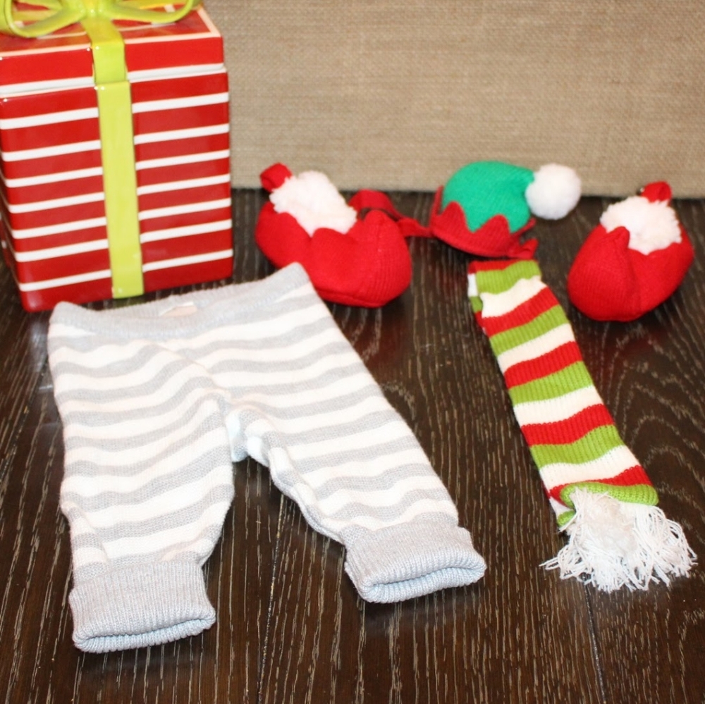 Adorable 0-3 Month Baby Christmas Photo Lot